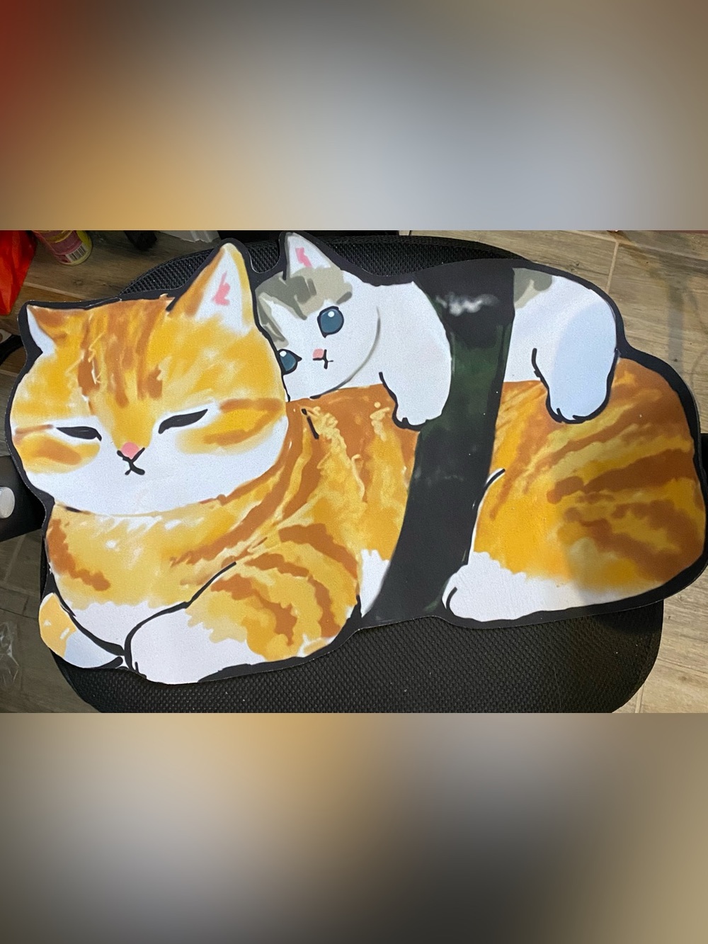 Mofusand floor or Table Mat